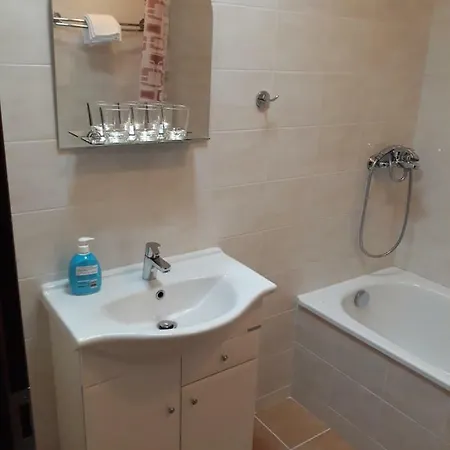 Apartmanhotel Eden House 3*