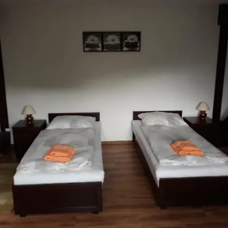 Eden House Apartmanhotel