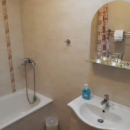 Eden House Apartmanhotel Cseres