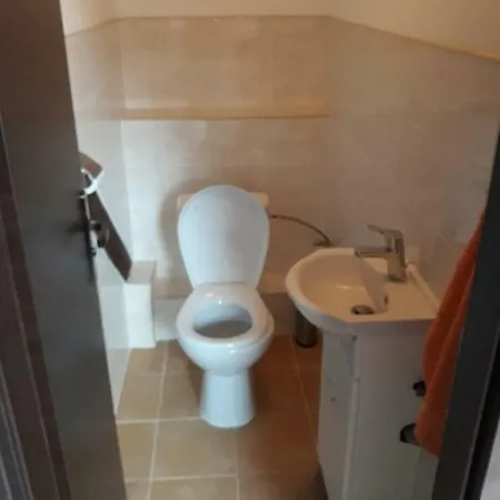 Eden House Apartmanhotel